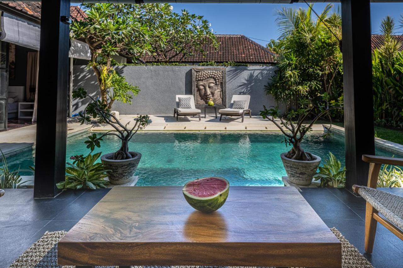 Jagaditha Villas Sanur  Exterior photo