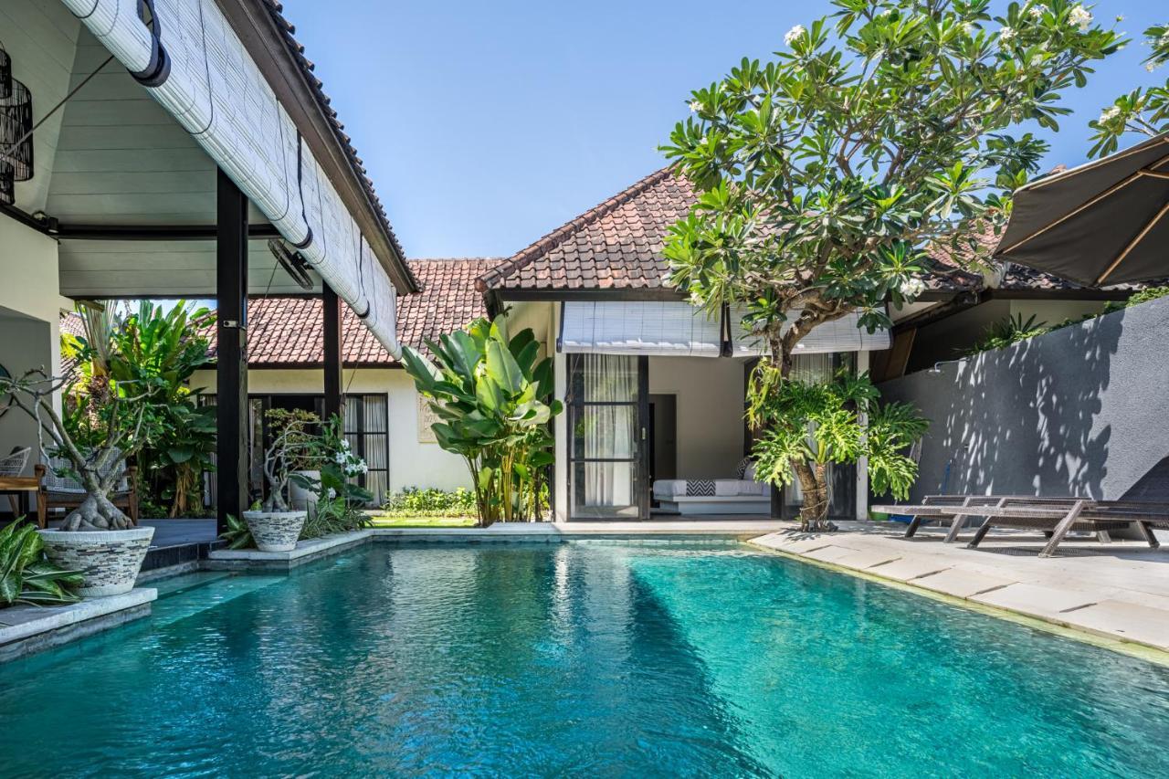 Jagaditha Villas Sanur  Exterior photo