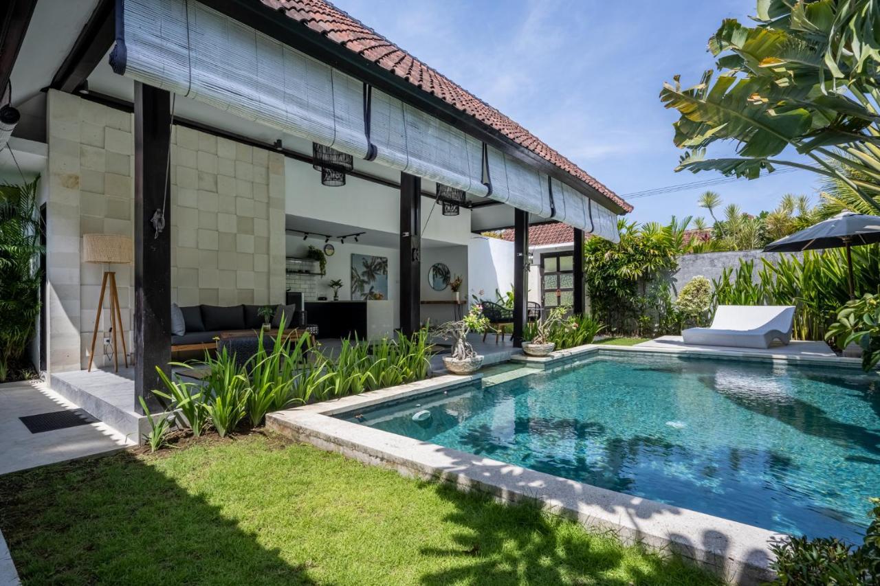 Jagaditha Villas Sanur  Exterior photo