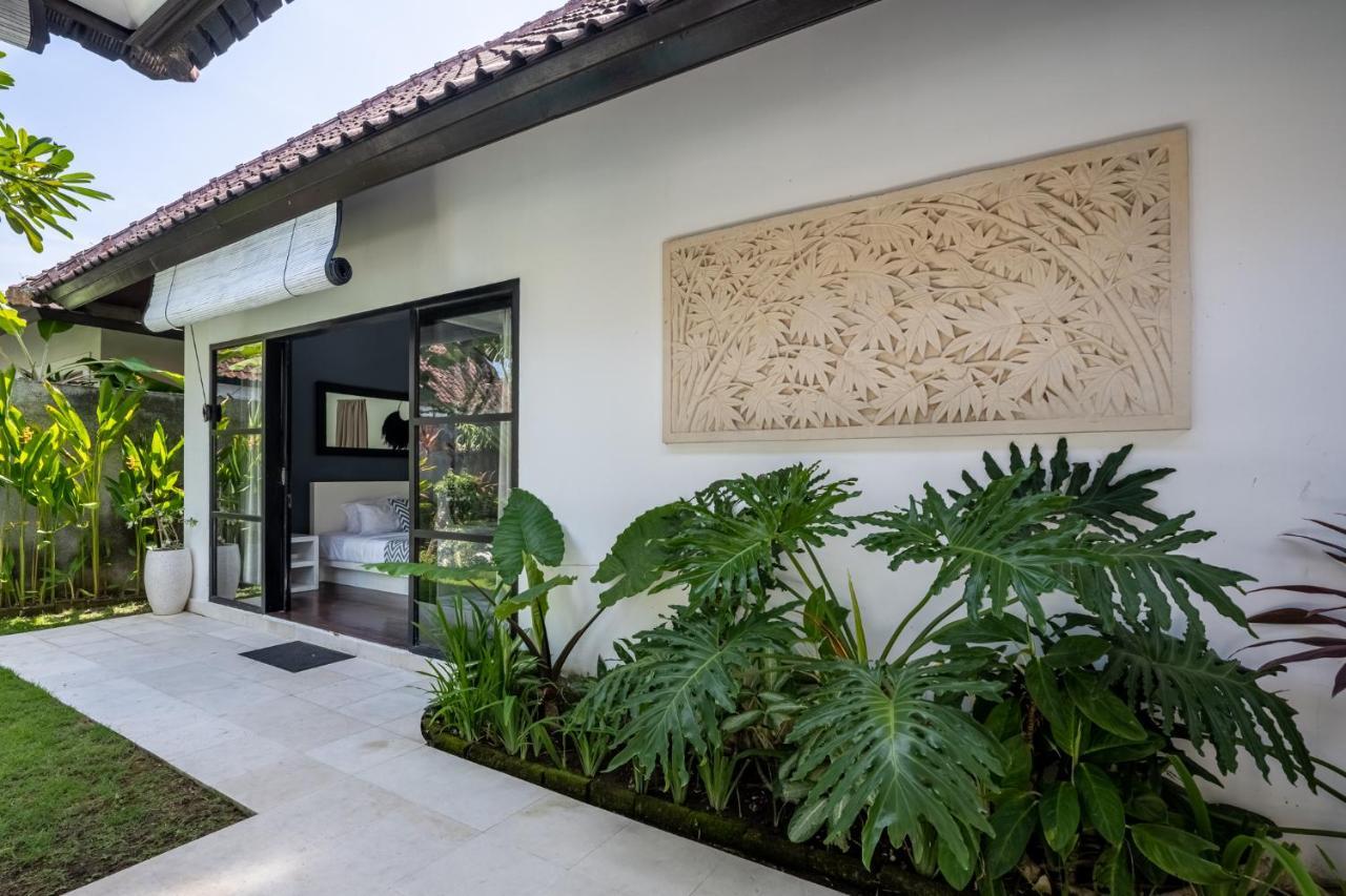 Jagaditha Villas Sanur  Exterior photo