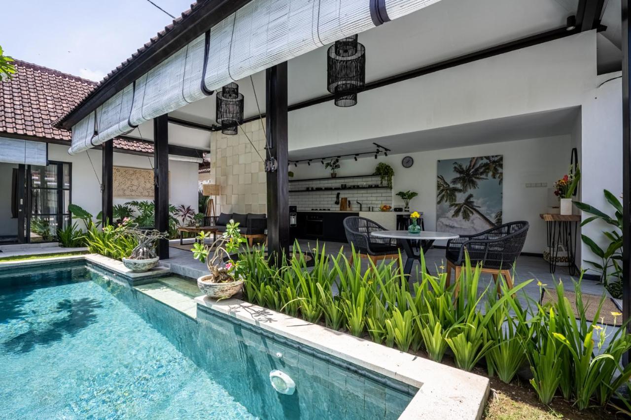 Jagaditha Villas Sanur  Exterior photo